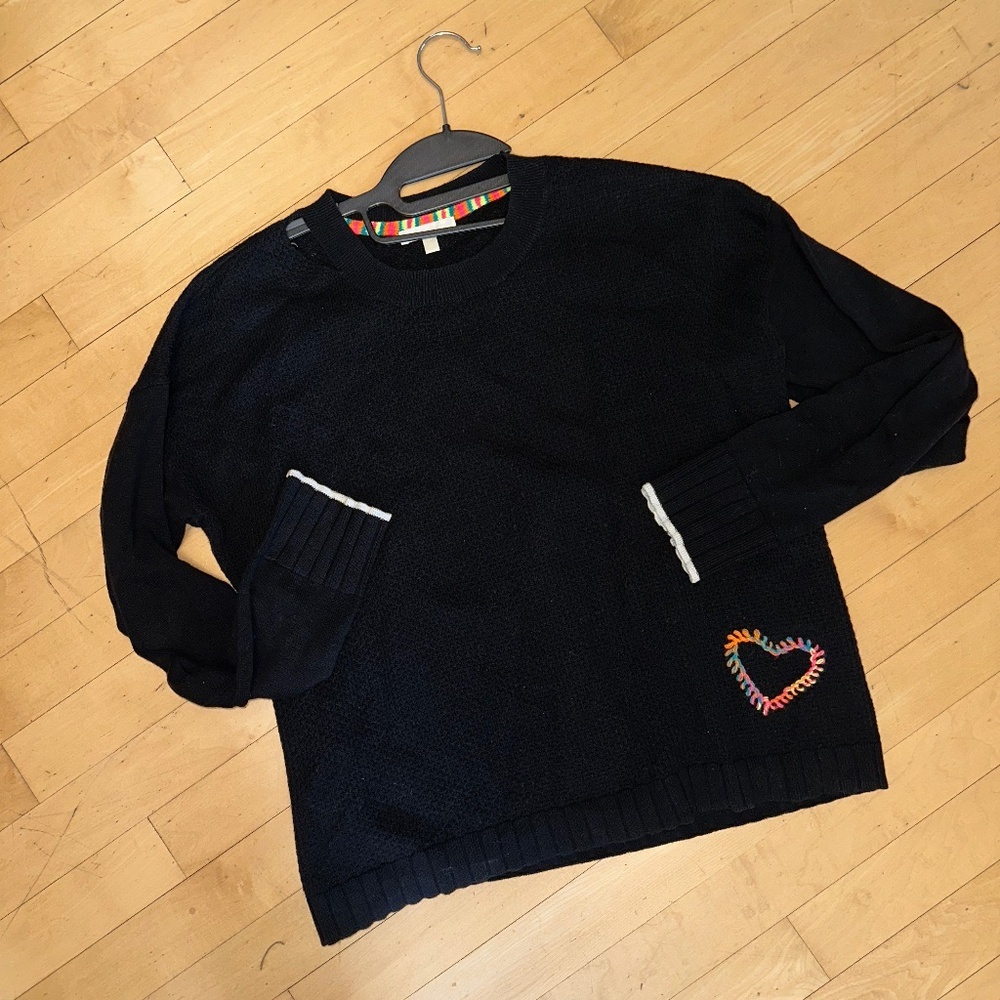 Lisa Todd Lover embroidered heart sweater, Med, CB2347 - Picture 2 of 5
